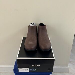 Madden Men's Rich Brown Chukka Boots